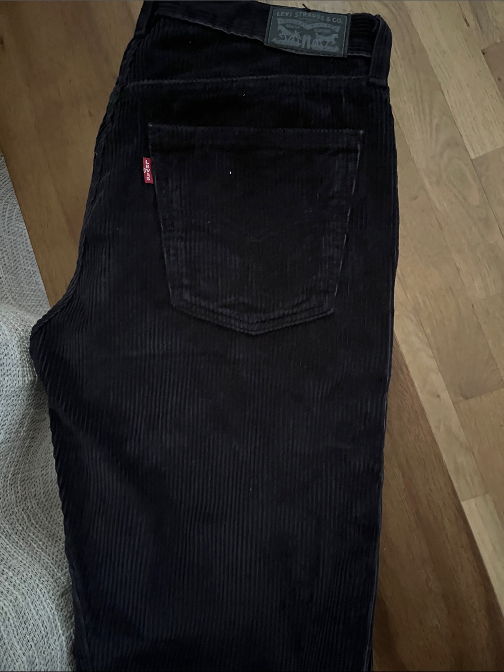 Levi's Black Corduroy Straight Leg Waist 27